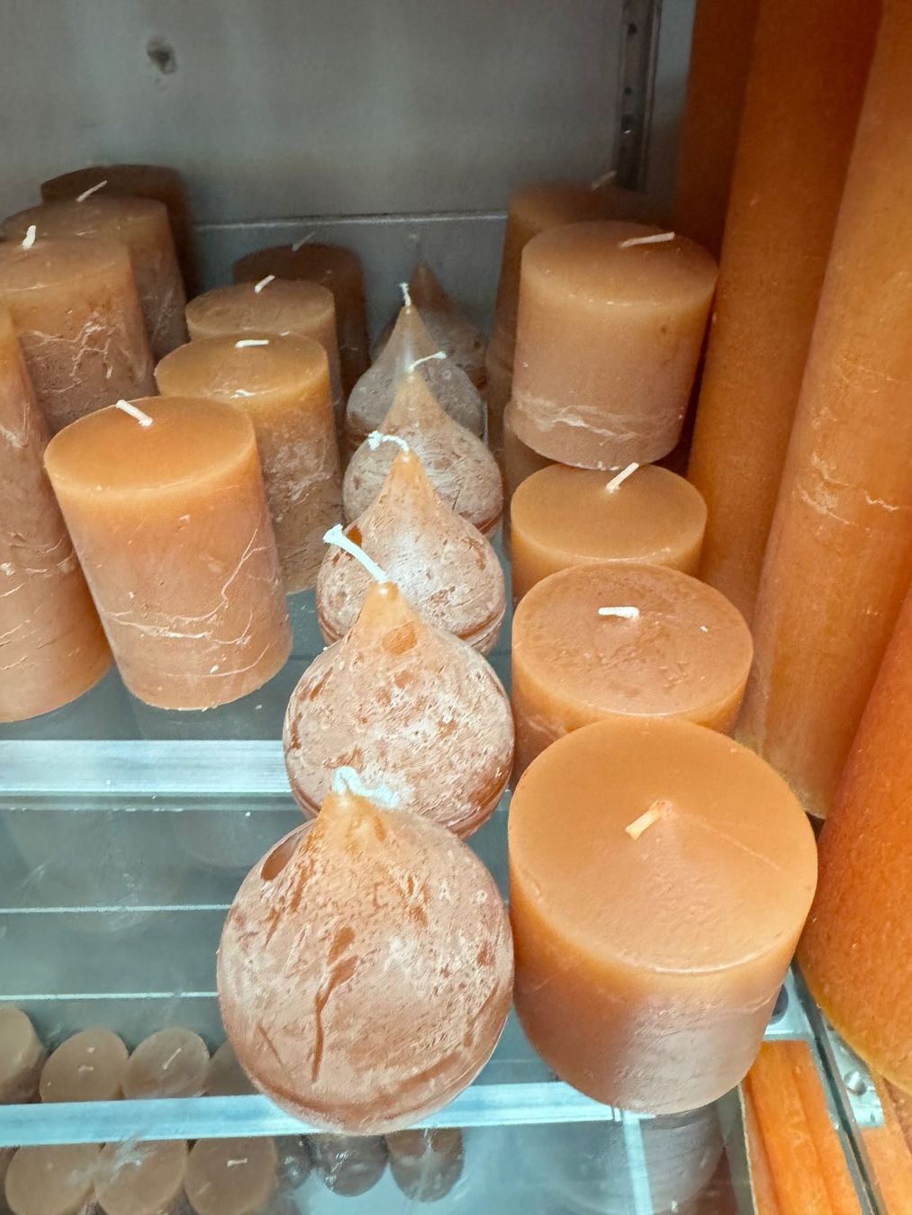 Candele: 082 Posten Raureif Kerzen hellbraun aus Liquidation – Nuovo (secondo la descrizione) da Derendingen venduto da Meisterstuecke 8