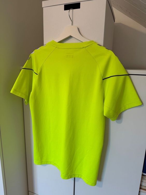 T-shirt: Shirt Hummel – Usato da Arbon venduto da flowerandfound 1
