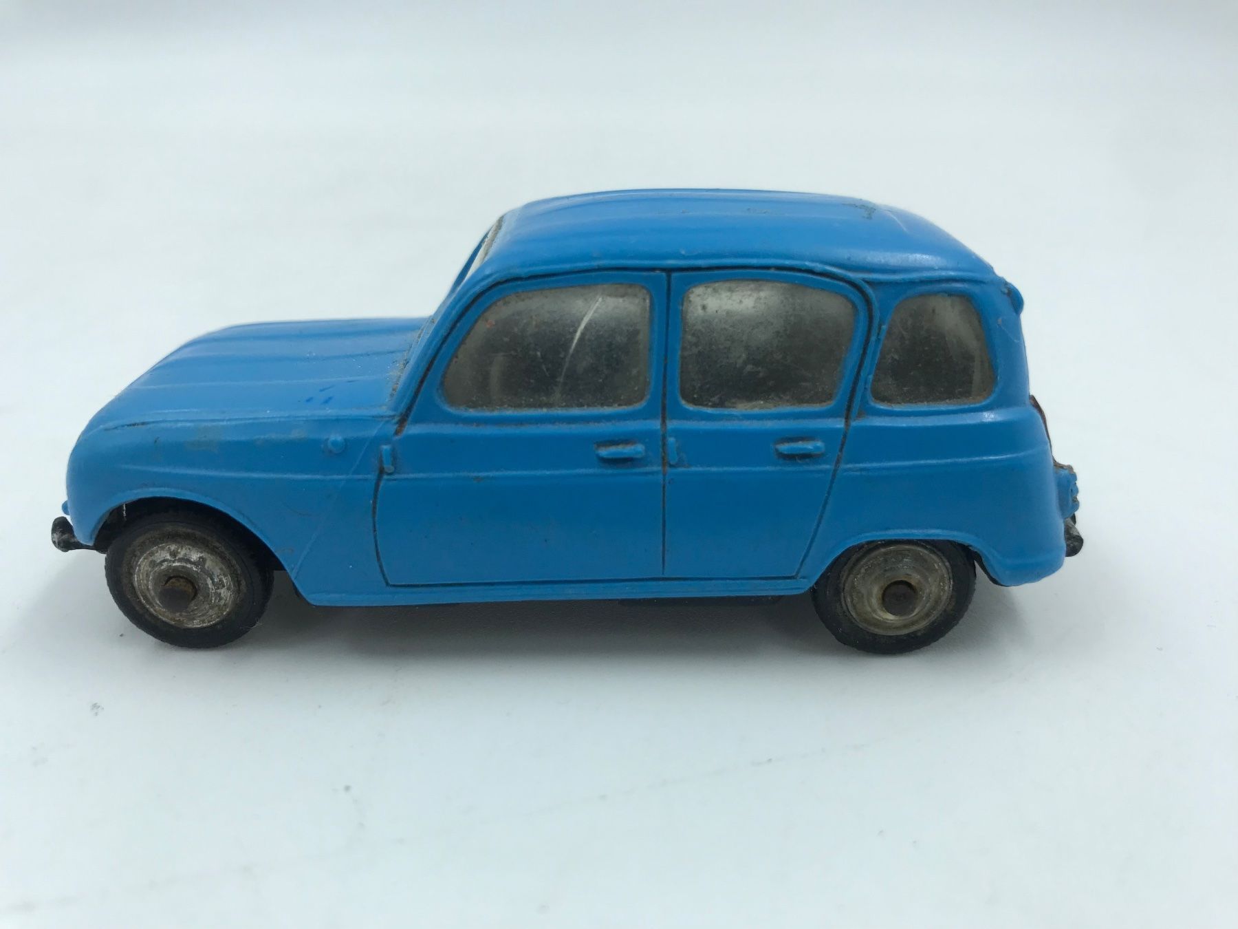Renault Modellautos: Renault 4l NOREV 1/43 année 1960 – Gebraucht aus Genève von Eric1823 6