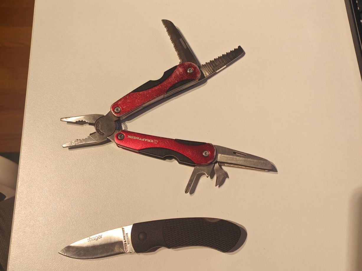 Taschenmesser: Sackmesser 2 Stuck – Gebraucht aus Schmerikon von F20fin