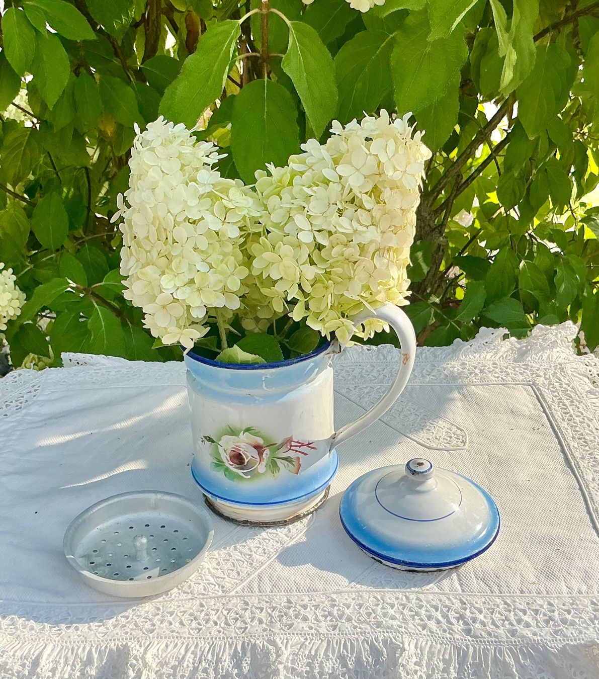 Küchengeräte: URALTES EMAIL KAFFEE/TEESIEB UM 1920 – Gebraucht aus Zell LU von Silvermemory 1