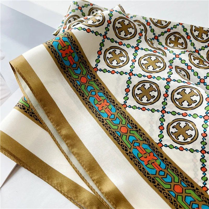 Foulard & Sciarpe: New 68cm 100% Silk Scarf, Chain Pattern Silk Neckscarf – Nuovo e nell'imballaggio originale da Baar venduto da virginiablossoms 3