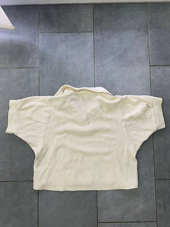 T-shirt: Weisses T-Shirt – Usato da Gais venduto da Koumichel16 2