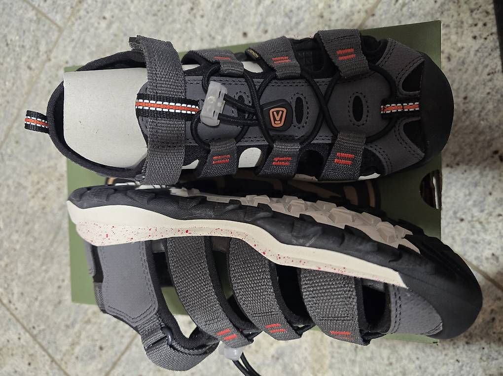 Scarpe per ragazzi: Keen sandalen NEU 35 – Usato da Rodersdorf venduto da wer_6kyb