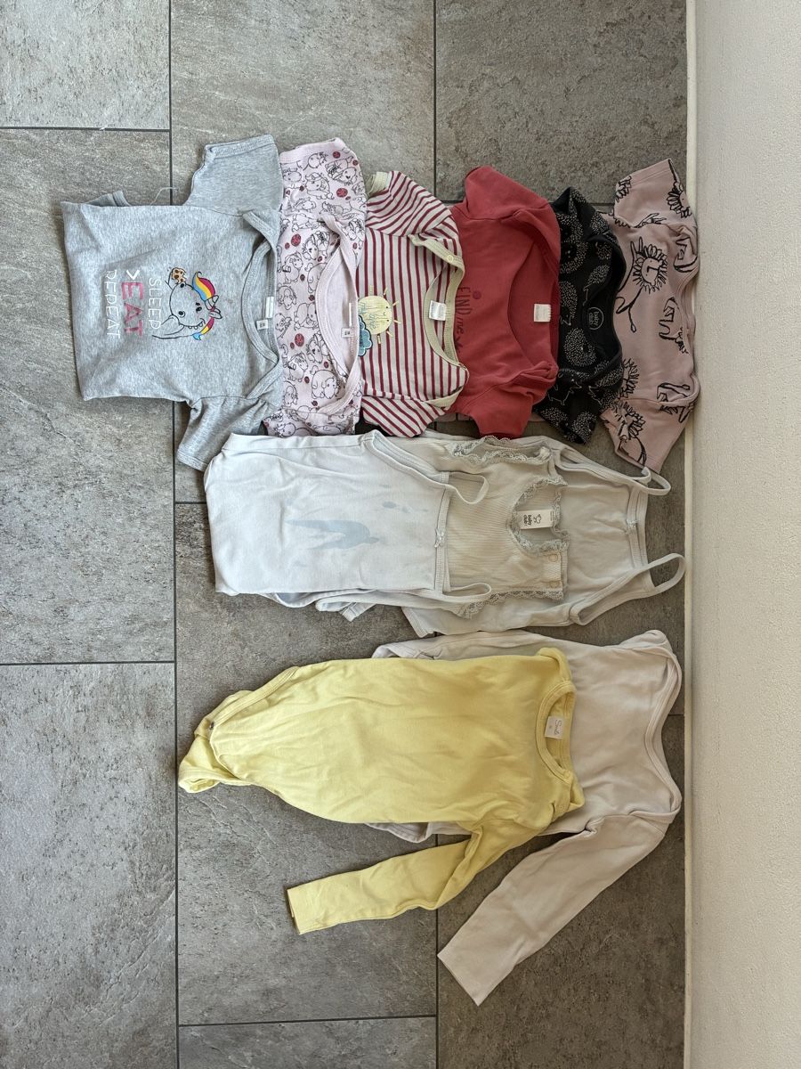 Kleiderpakete & -sets: Grosses Alljahres-Mädchenpaket Gr. 98 – Gebraucht aus Ruschein von CalmAir 5
