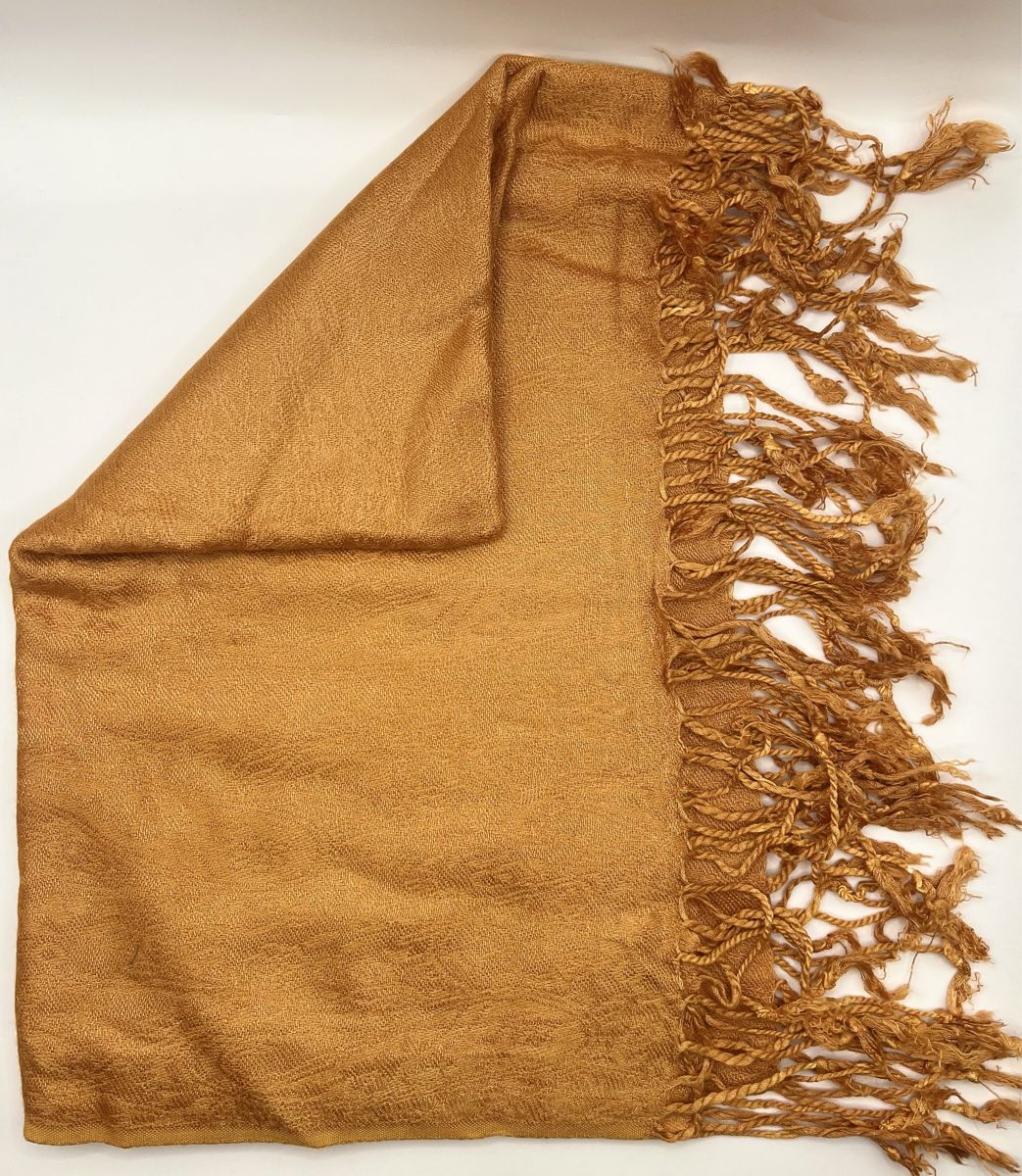 Foulards, Tücher & Schals: Étole épaisse en Viscose avec franges – Neu und originalverpackt aus Coffrane von Luxary_16 3