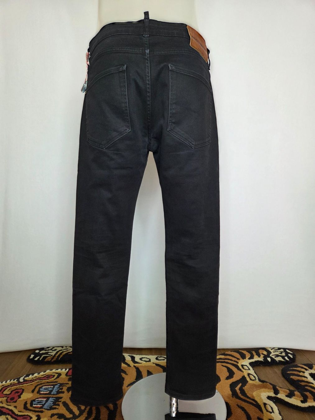 Dsquared2 Jeans: Dsquared2 Black Jeans – Usato da Bern venduto da -Aniko- 2