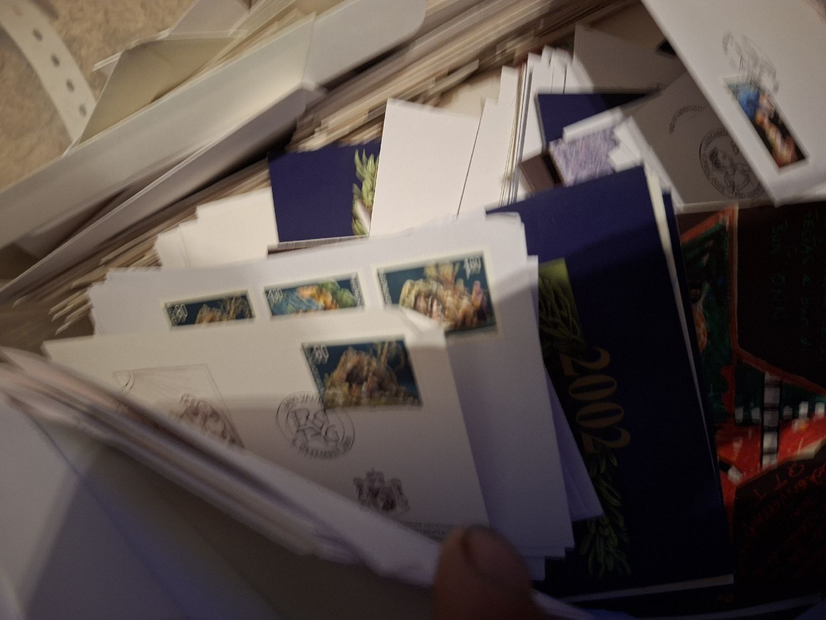 Tutti i francobolli: 8Kg Fdc / Briefe Fundgrube – Usato da Balgach venduto da SIMEON27 4