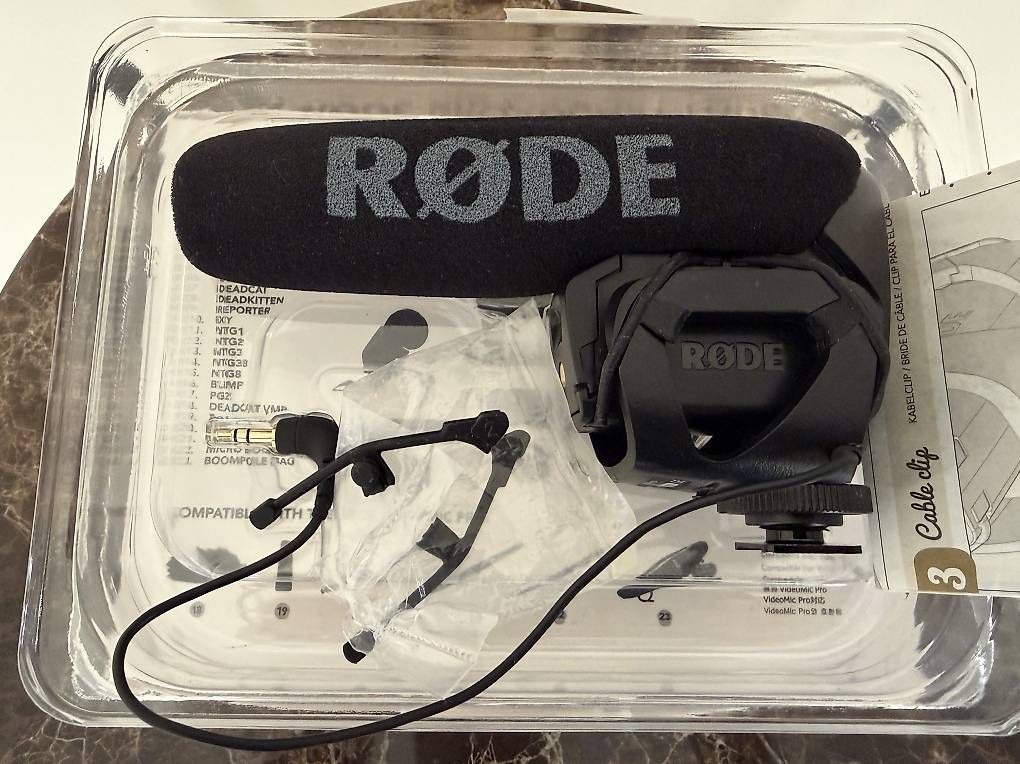 Røde Mikrofone: Rode Videomic Pro, Kameramikrofon gebraucht. – Gebraucht aus Lutry von Tim3573 1