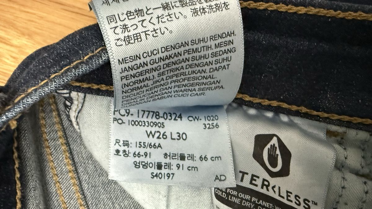 Levi's Jeans: Jeans Levi‘s Gr. 26 – Gebraucht aus Wallisellen von S_lb 3