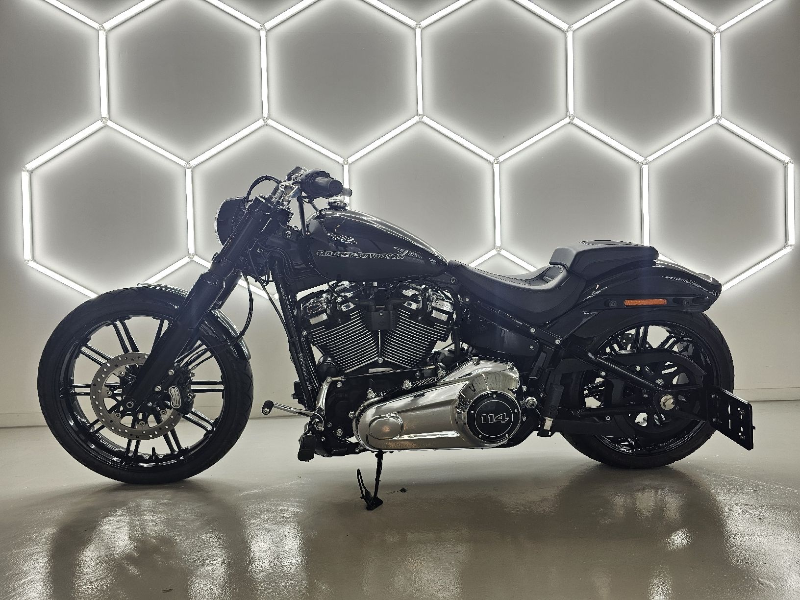 Harley-Davidson Chopper: Harley-Davidson FXBRS 114 – Nuovo (secondo la descrizione) da Winterthur venduto da JaskoSa 5