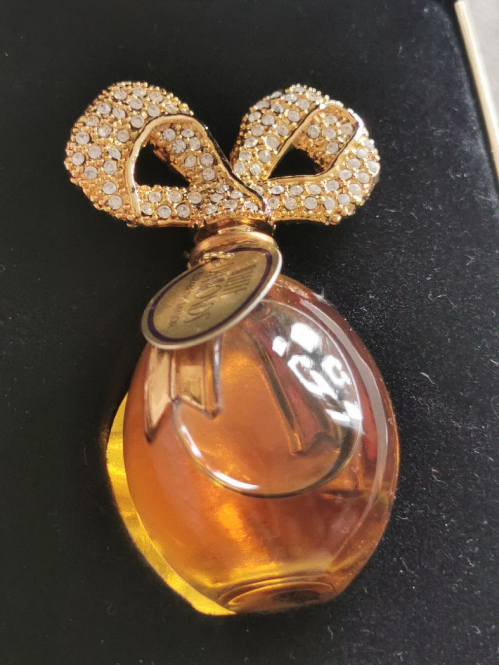 Profumi & Eau de Toilette: Elizabeth Taylor White Diamonds Parfum 7,5 ml. – Nuovo e nell'imballaggio originale da Schlieren venduto da vlalif