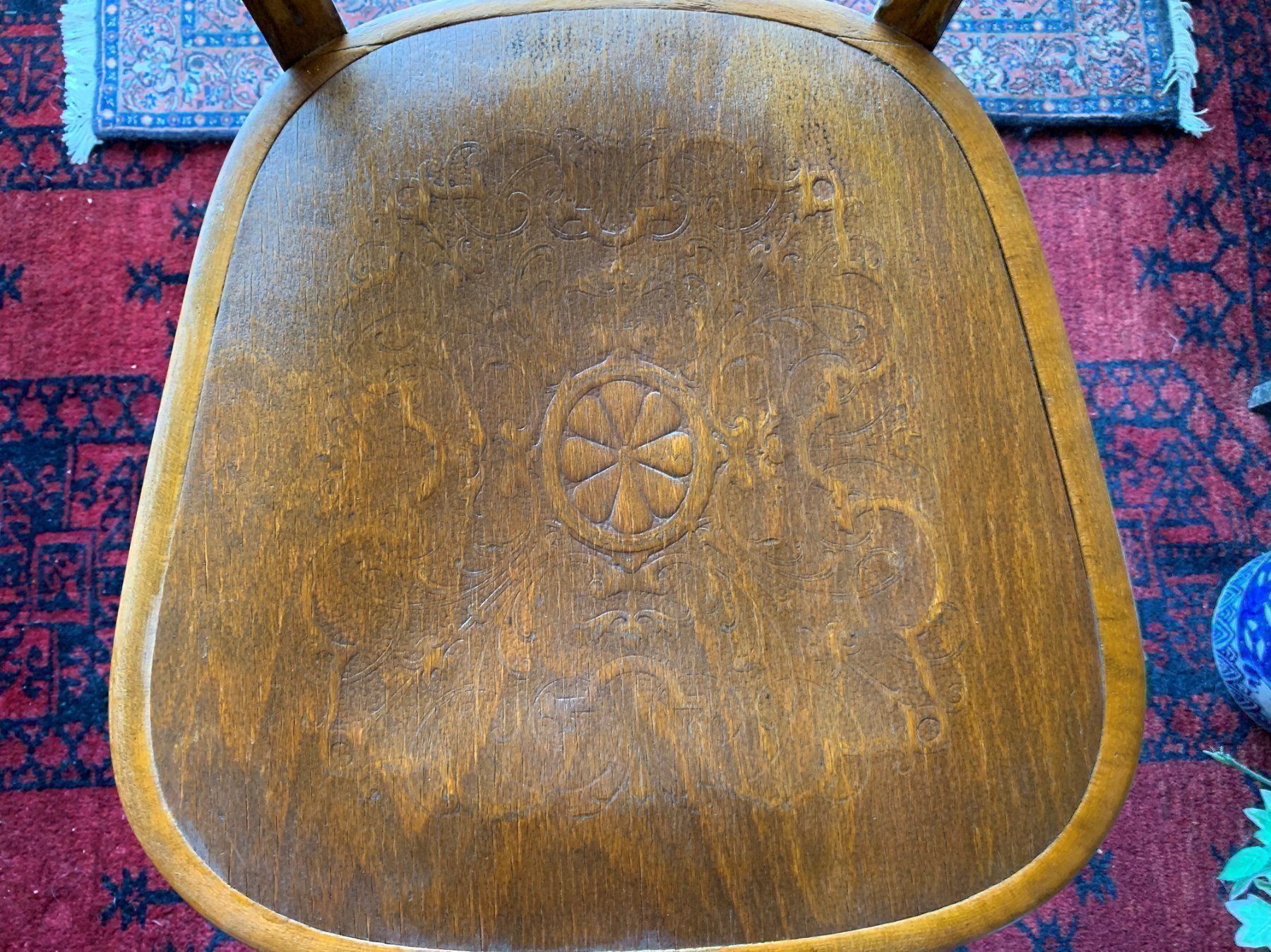 Thonet Sedie: Antiker Stuhl in Thonet Art – Usato da Ebnat-Kappel venduto da pourlemerite 2