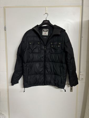 Herren Daunenjacke Helly Hansen schwarz M/M guter Zustand