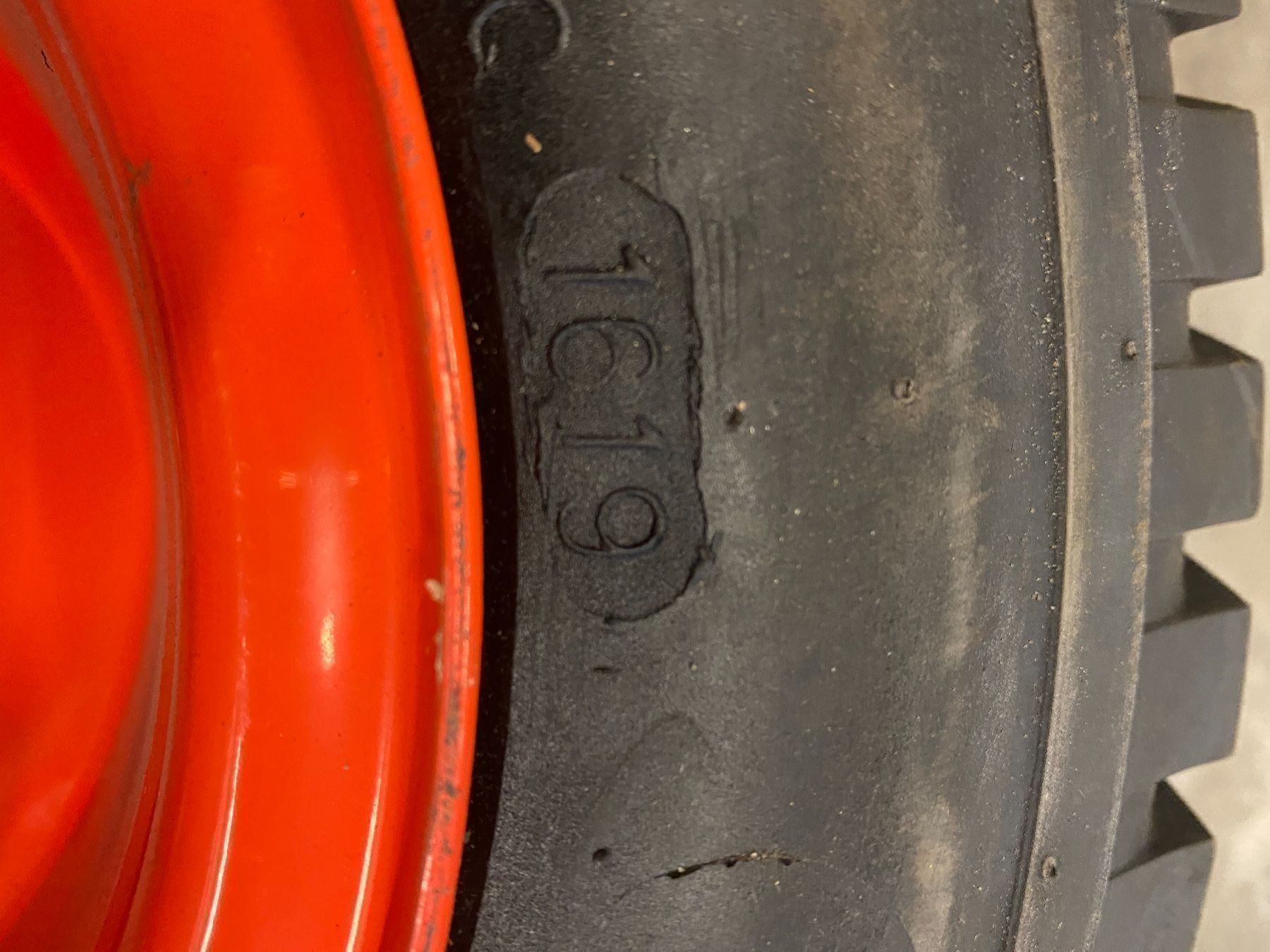 Pneumatici & Ruote complete: Kubota traktoren rad – Usato da bäretswil venduto da doser25 2
