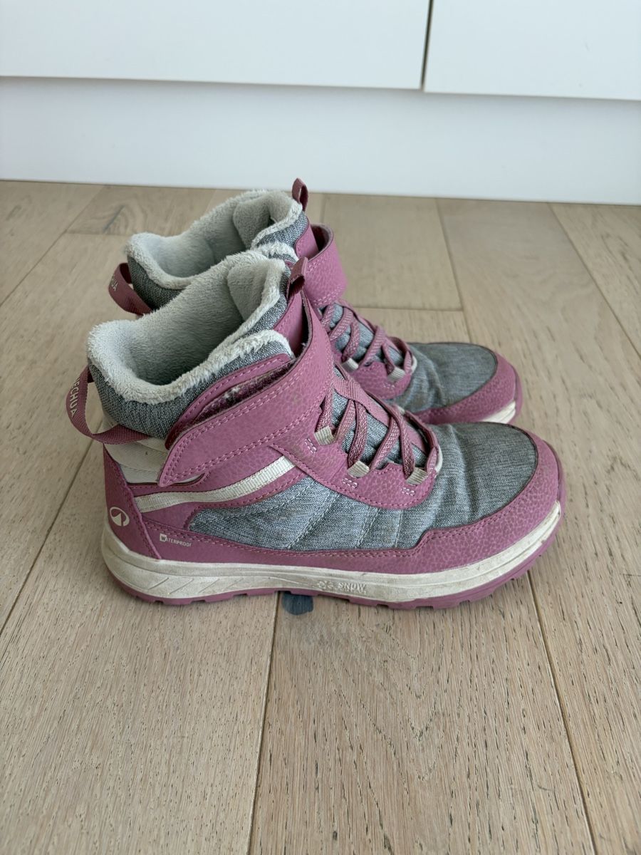 Decathlon Schuhe für Mädchen: Winterstiefel wasserdicht Mädchen Gr 35 – Gebraucht aus Mies von jul_f7rh