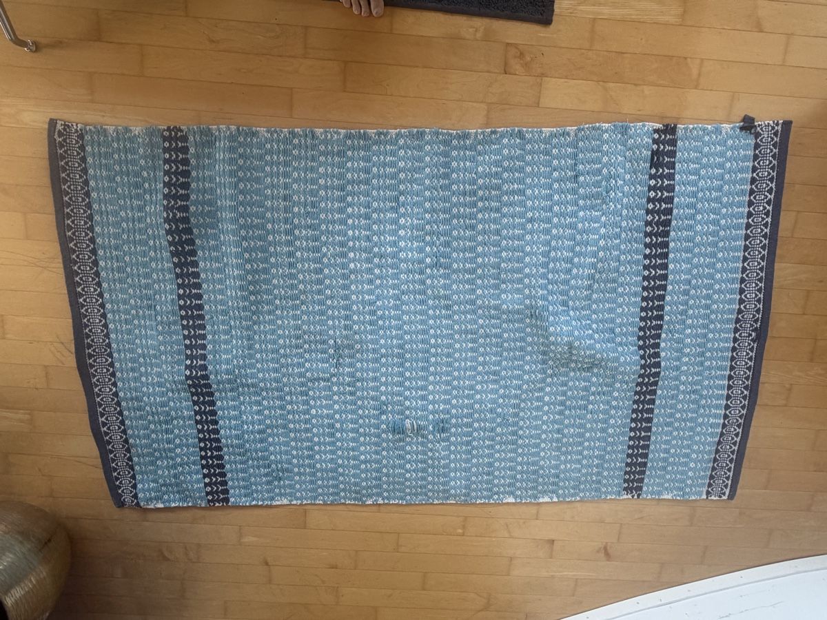 Tapis: Balkonteppich, 2-seitig & waschbar – D'occasion à Zürich par Sebi999