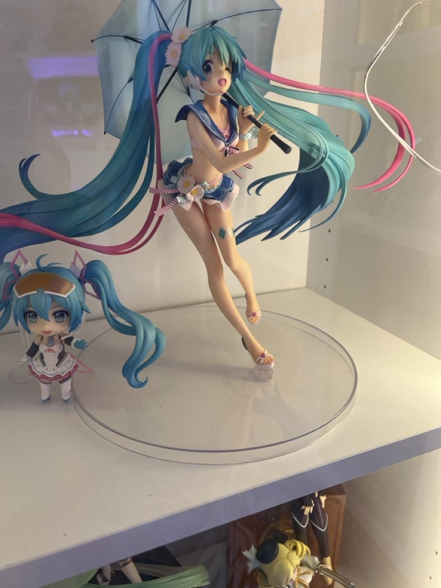 Statuette: Hatsune miku set – Usato da Zuchwil venduto da Mikawish_ch