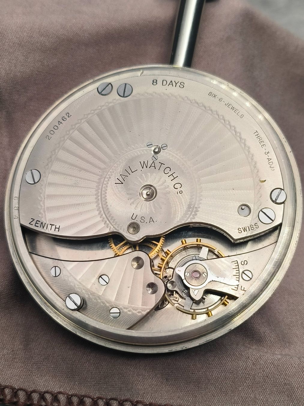Orologi: Vail Watch Co – Usato da La Chaux-de-Fonds venduto da curtitswisswatches 4