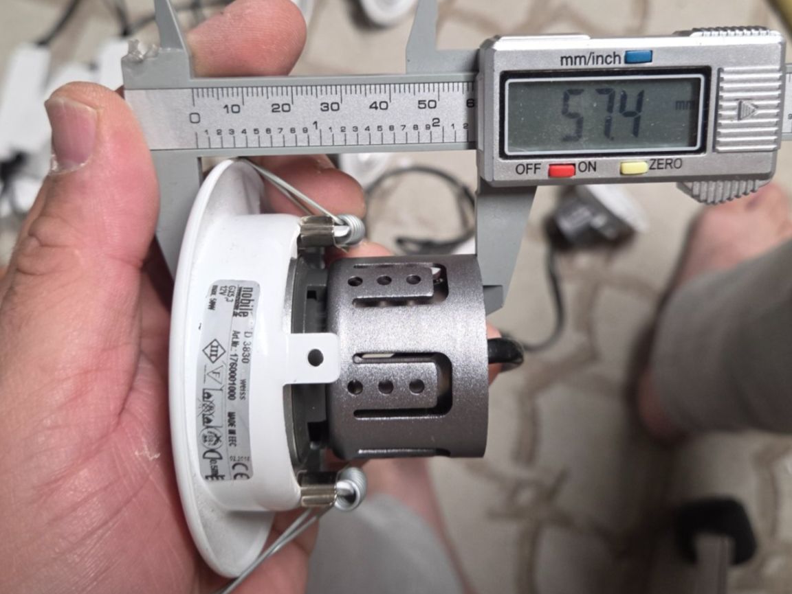 Lampadari & plafoniere: LED Einbaustrahler Nobile D3830 Einbauleuchte Spot Schwenkba – Usato da Zürich venduto da Alibaba1234 8