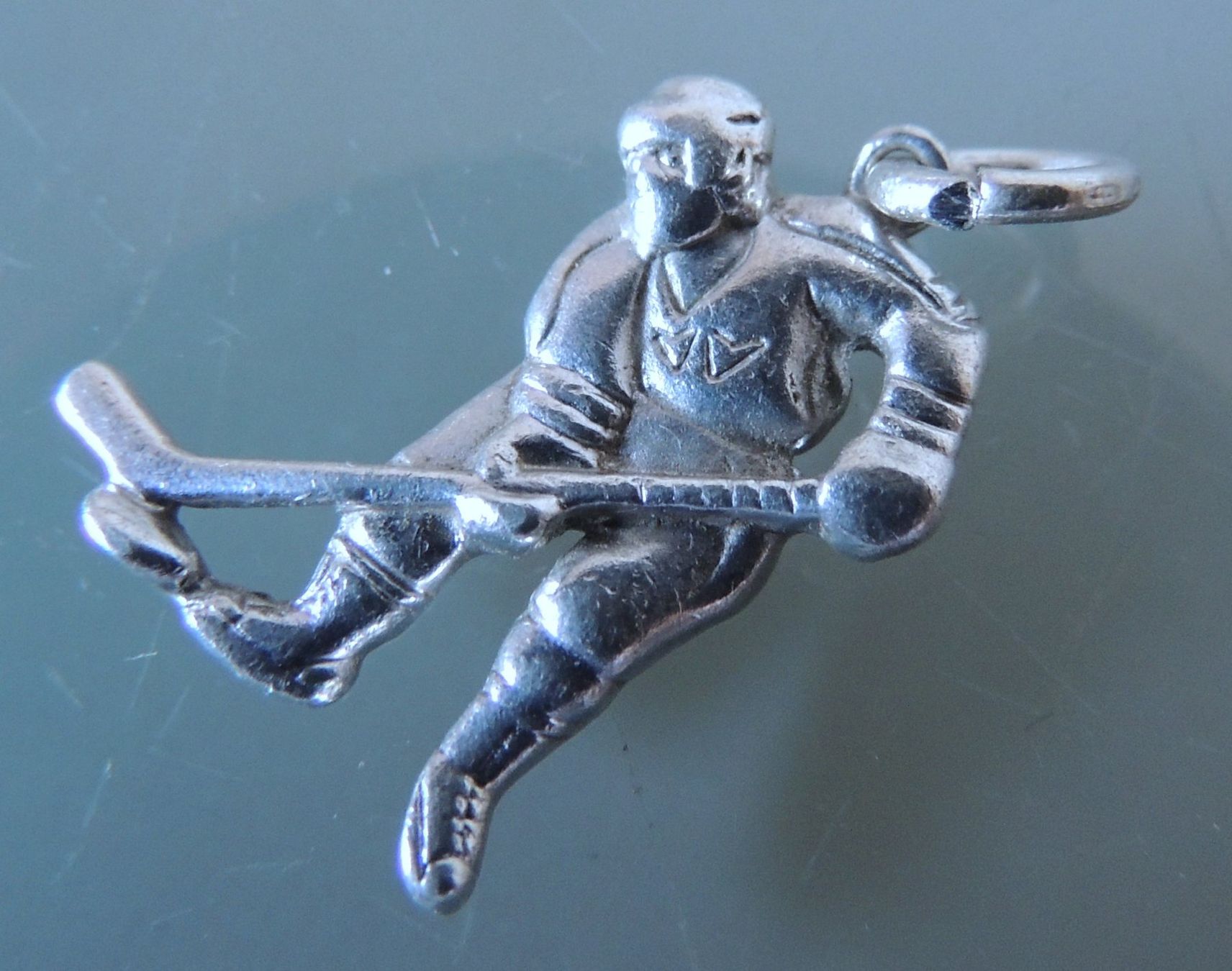 Ciondoli: Silber 800 Anhänger Eishockey – Usato da Waldenburg venduto da schaller707 1
