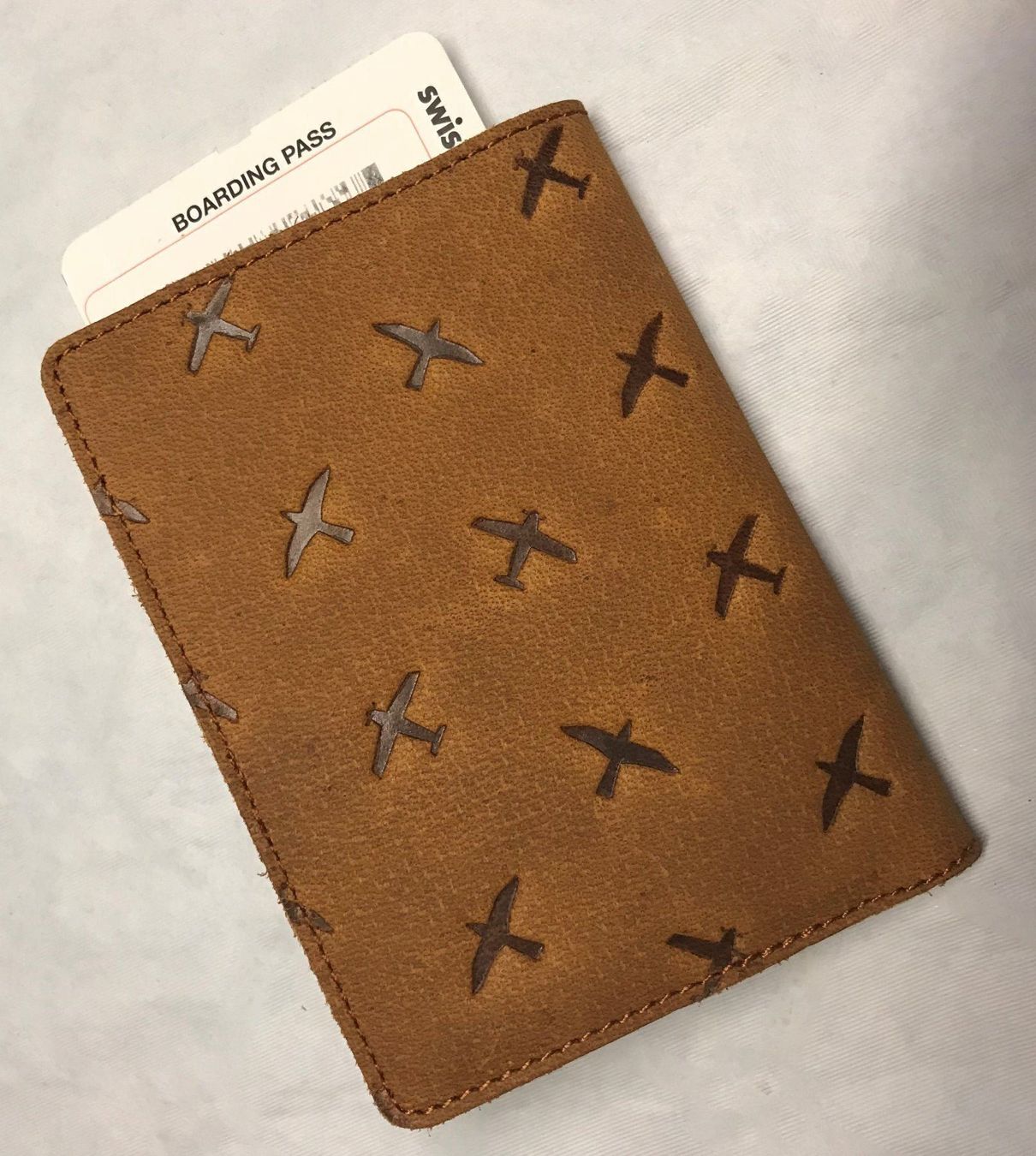 Altre valigie & borse da viaggio: Passhülle / Passport Cover Echt Leder – Nuovo e nell'imballaggio originale da Oberrüti venduto da siyito 5
