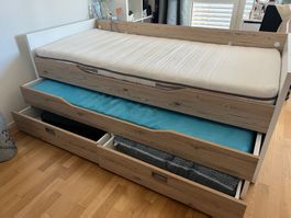 Kinderbett mit Unterschiebbett 90x200 cm