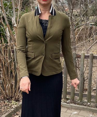 Giacca in colore olive-tgS/M-chic e elegante-autunno