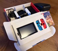 Nintendo Switch mit Spiel und Zubehör