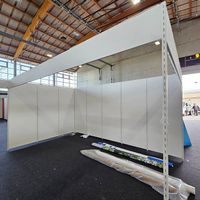 Flexibler Messestand / Stellwand-System in Weiss