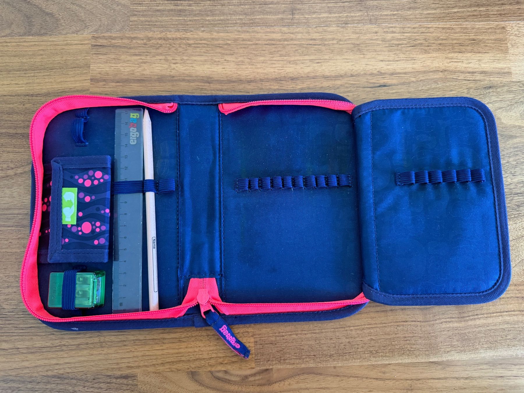 Ergobag Borse & Zaini: Ergobag Schulrucksack mit Etui, Schlamperetui und Turnsack – Usato da Salenstein venduto da rendun 7