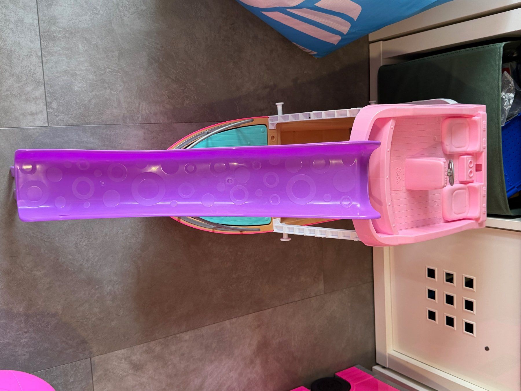 Giocattoli: Barbie Traumschiff mit Rutsche – Usato da Oeschgen venduto da Mich_elle
