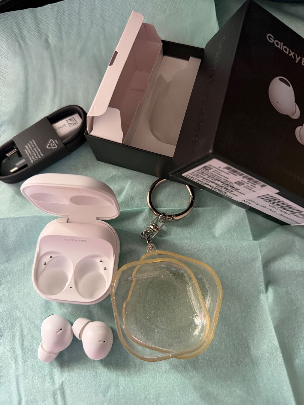 Samsung Cuffie: NEUW. Samsung Galaxy Buds2 Pro weiss – Nuovo (secondo la descrizione) da Gelterkinden venduto da Andreachrista