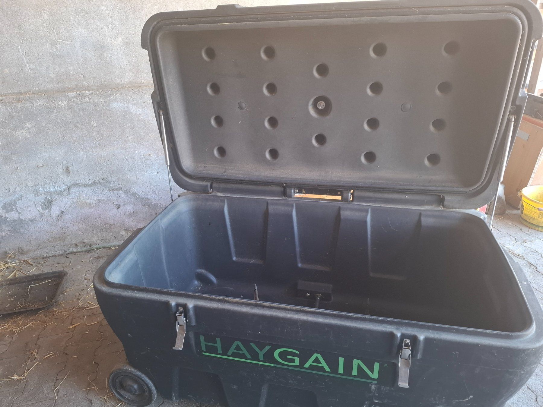 Toutes les machines: Haygain Heubedampfer HG 2000 NEU mit Timer – D'occasion à Bibern par asa_79 1