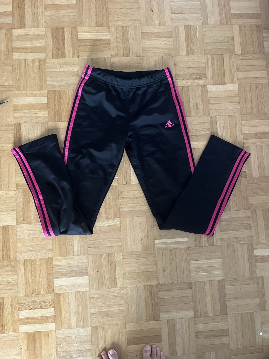 Adidas Pantaloni: adidas trainerhosen – Usato da Bern venduto da fae_69vh