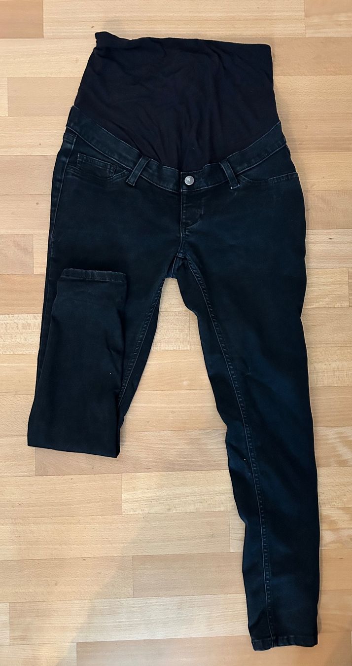 Anna Field Jeans: Umstandsjeans schwarz – Gebraucht aus Zürich von predisha