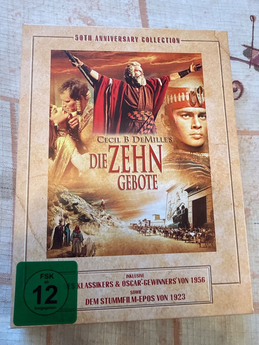Tutti i DVDs: Die Zehn Gebote 50th Anniversary Collection – Usato da Schaffhausen venduto da D-MAC