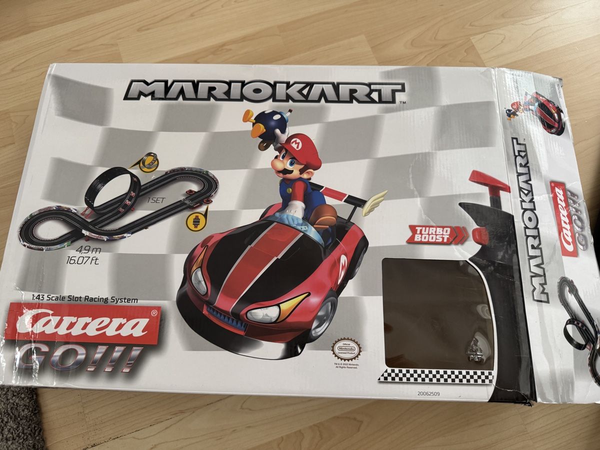 Carrera Piste: Carrera GO Mario Kart Autorennbahn – Usato da Ruggell venduto da Forrer1000