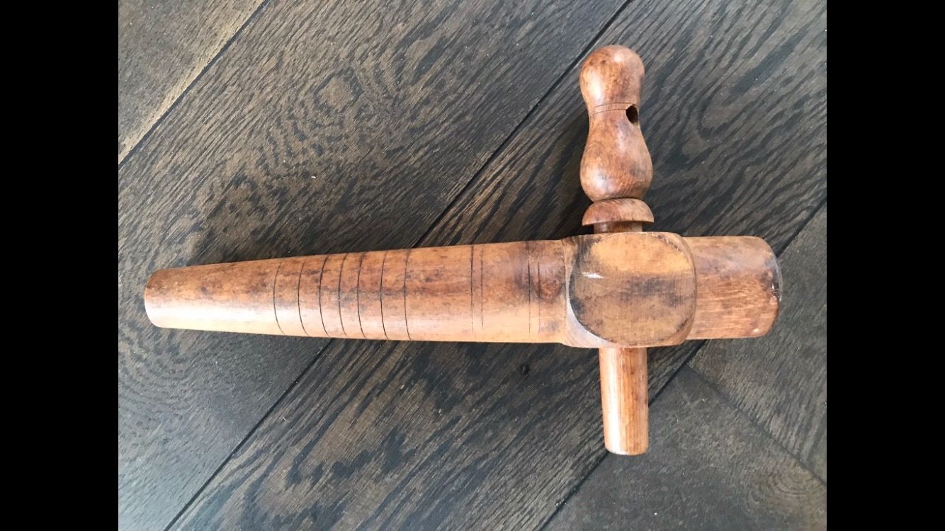 Zubehör: Fass-Zapfhahn aus Holz – Gebraucht aus Merligen von boesch22 1