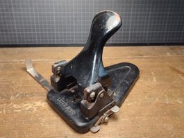 Wunderschöner grosser alter  Locher