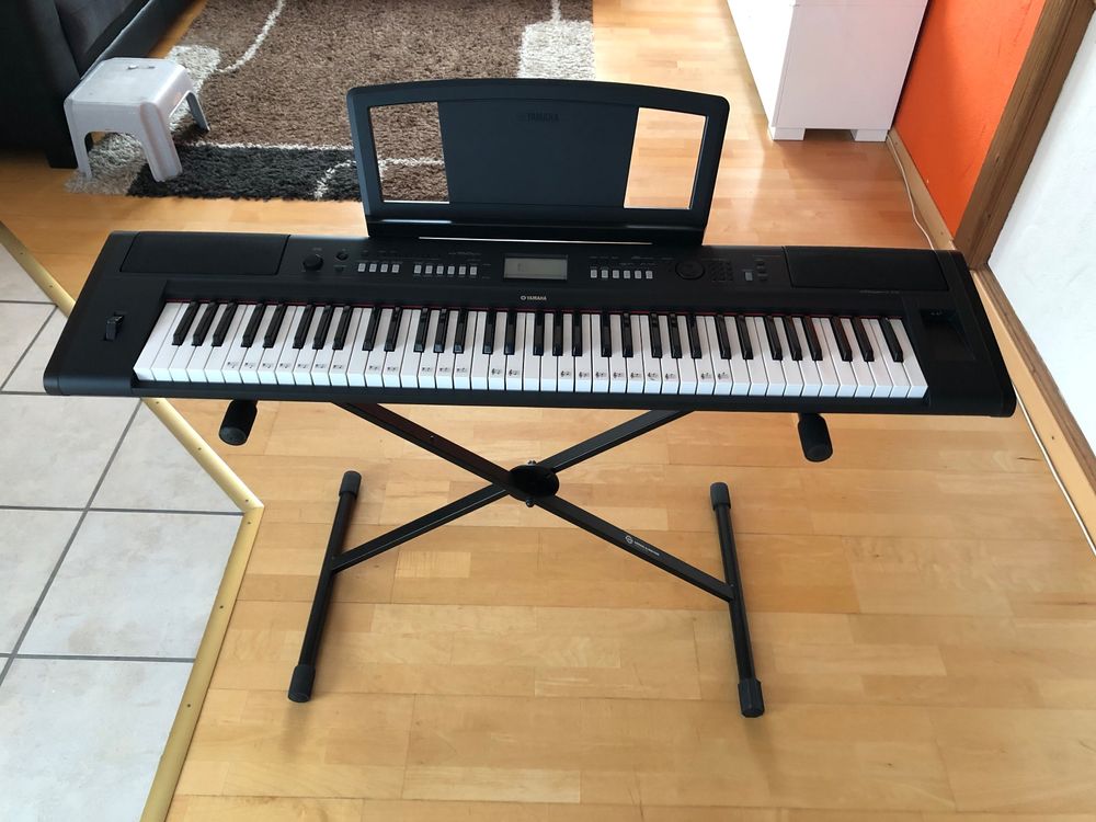 12V2A Power Supply/AC Adapter For Yamaha Piaggero Keyboard: NP-31 - Foto 8