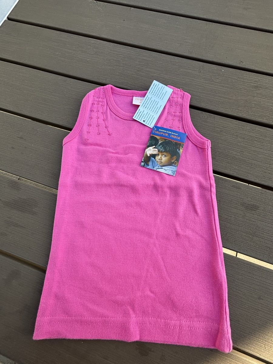 Blusen, T-Shirts & Tops: Träger Tshirt Gr. 98 – Neu (gemäss Beschreibung) aus Kesswil von Branca-01