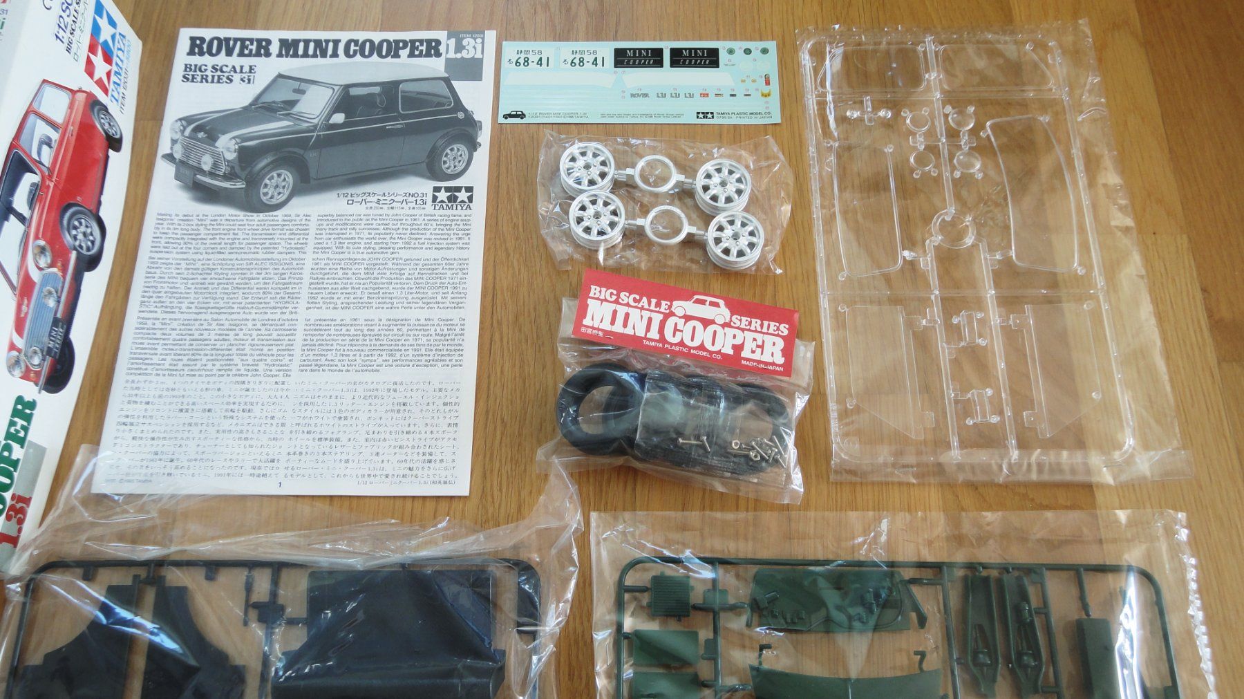 Tamiya Kit di modellismo & Modellini statici: Tamiya Rover Mini Cooper 1.3i 1:12 – Nuovo e nell'imballaggio originale da Frümsen venduto da Malibu69 4