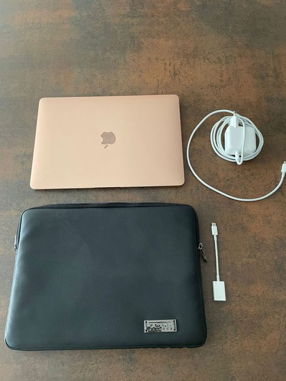 Apple Portables: MacBook Air Rosè Gold, Top Zustand!! – D'occasion à Oberentfelden par angelheart71 1