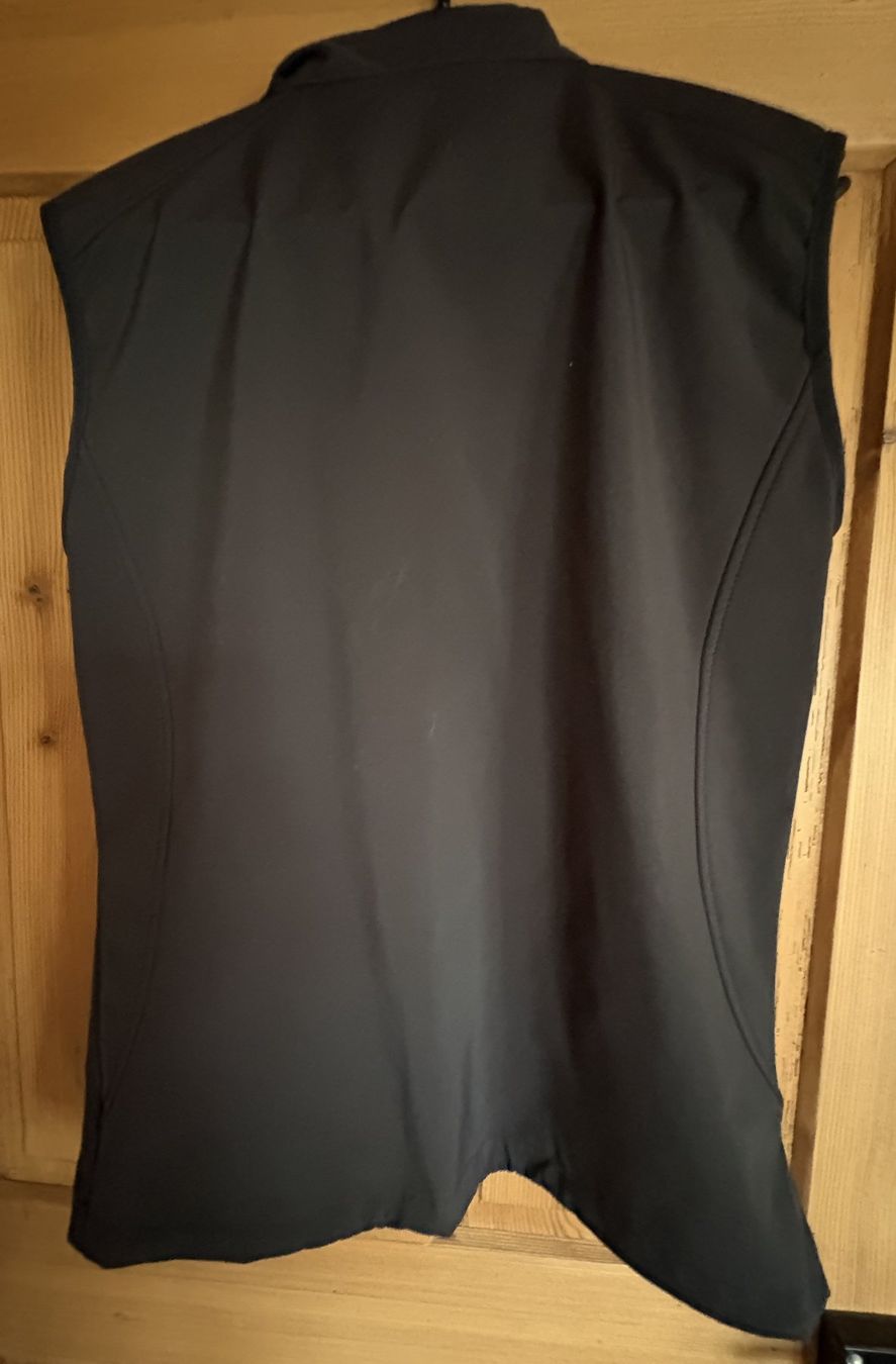Gilet & Giacche senza maniche: Softshell Weste, Gr. 36, neuwertig – Usato da Neukirch-Egnach venduto da Phion 1