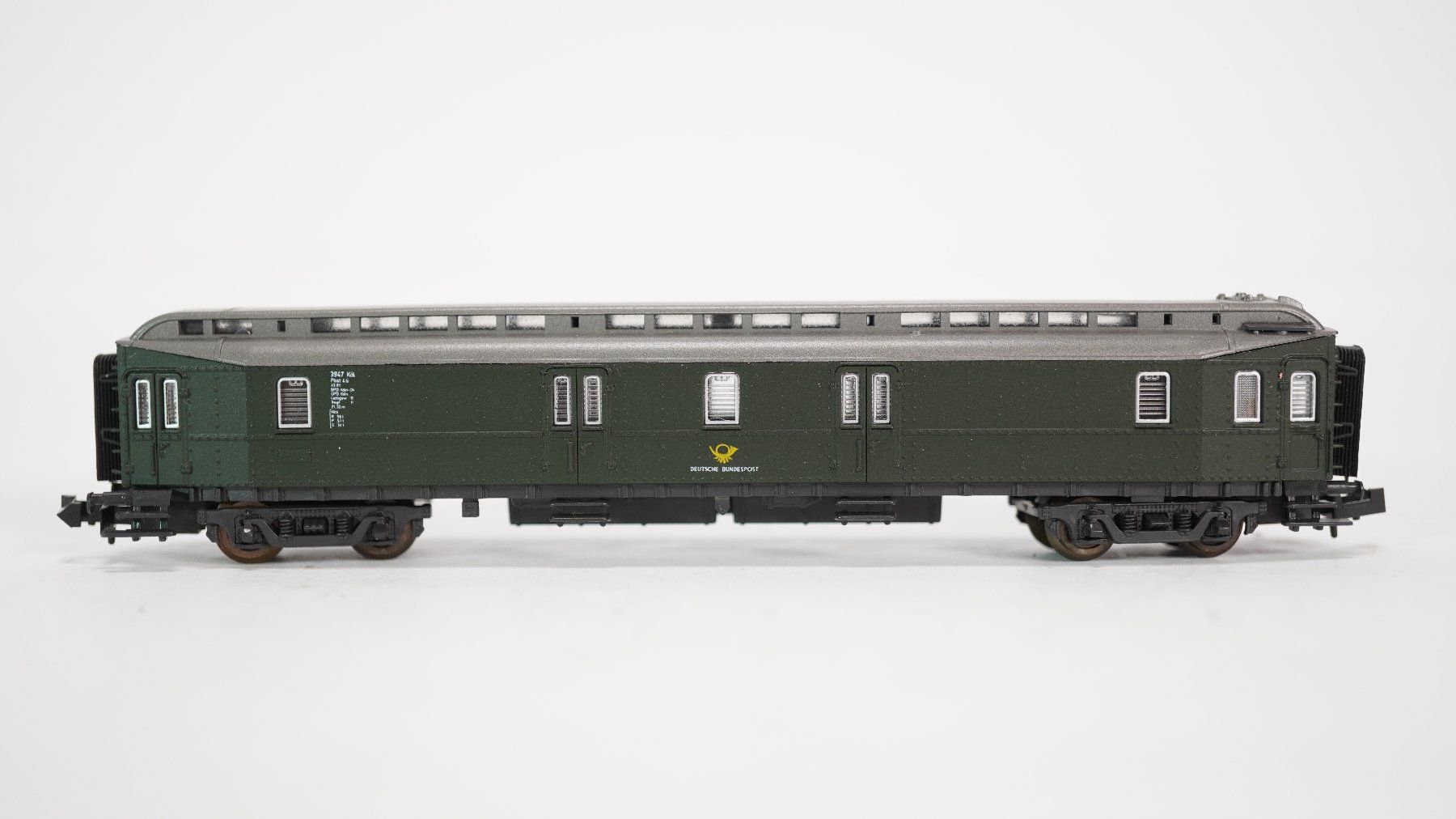 Roco Modellini di ferrovie: e37 Spur N Roco DB Deutsche Post Postwagen – Usato da Thun venduto da evinka_gmbh 1