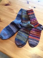 Handgestrickte Socken in Wunschfarbe und - grösse