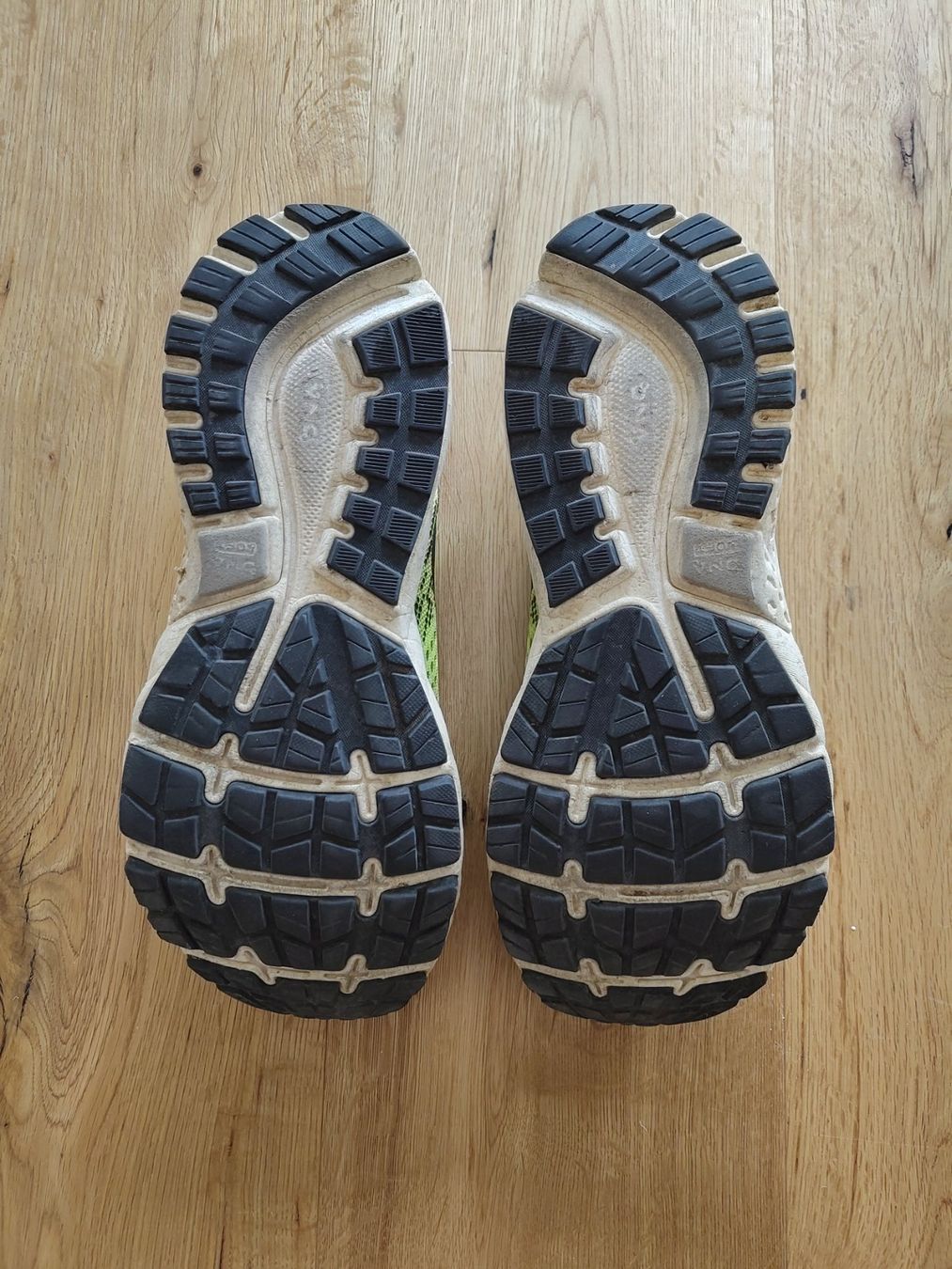 Brooks Herrenschuhe: Brooks Ghost 11 Grösse 44.5 neongelb – Gebraucht aus Interlaken von dmncmg 2