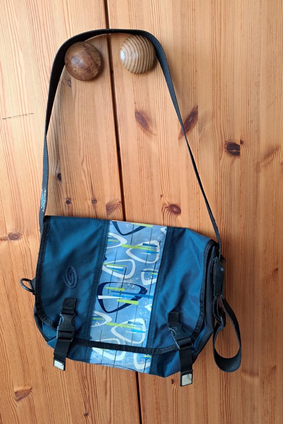 Timbuk2 Taschen: Timbuk2 Umhängetasche – Gebraucht aus Basel von Patiscat