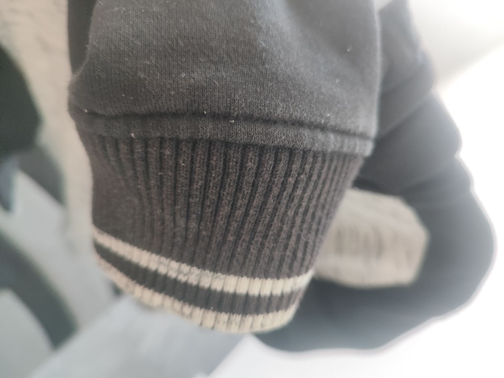 Giacche & Cappotti: Veste à capuche, taille 170/176, garçon – Usato da Vétroz venduto da mrcl01 8